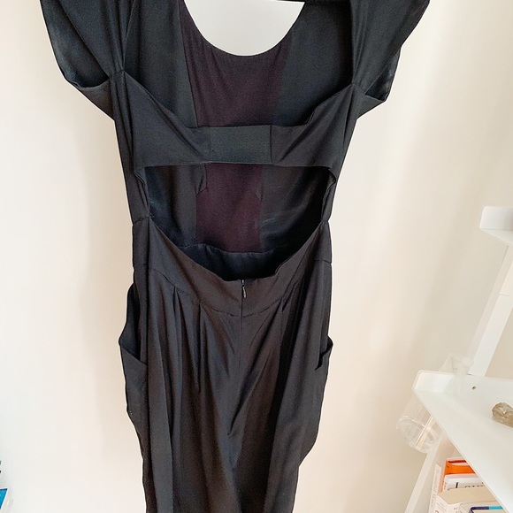 Valerie Dumaine Open back party dress M - Picture 2 of 7